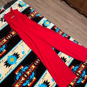 Size 8, worn maybe 2 times for events, long legs on romper as I am 5’7.